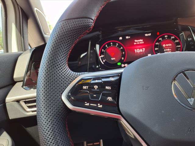 2024 Volkswagen Golf GTI Autobahn