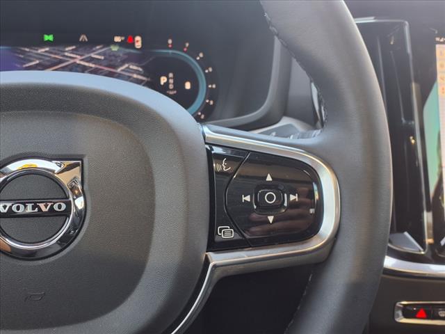 2024 Volvo S60 B5 Plus Black Edition