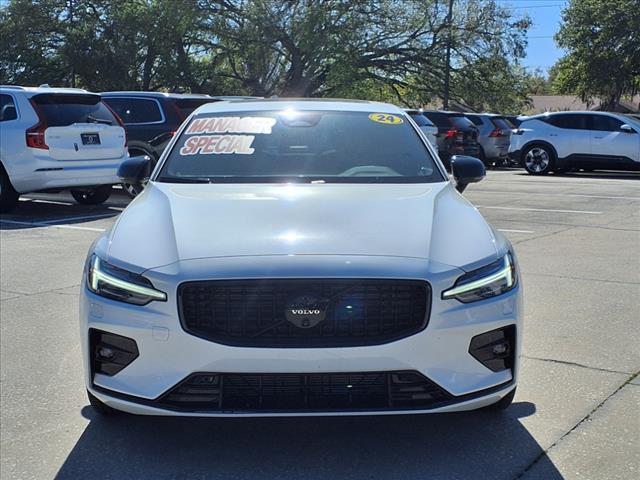 2024 Volvo S60 B5 Plus Black Edition