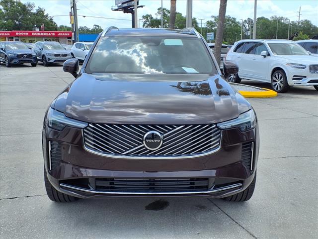 2025 Volvo XC90 T8 Core Bright Theme