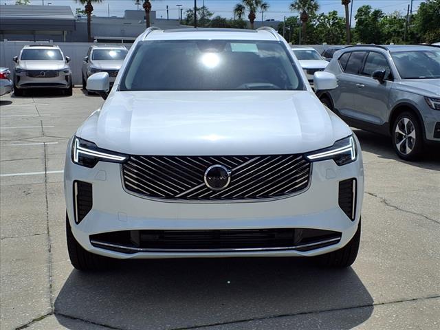 2025 Volvo XC90 T8 Ultra Bright Theme 7P