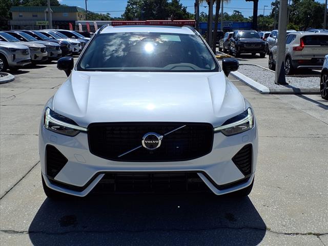 2025 Volvo XC60 T8 Plus Dark Theme