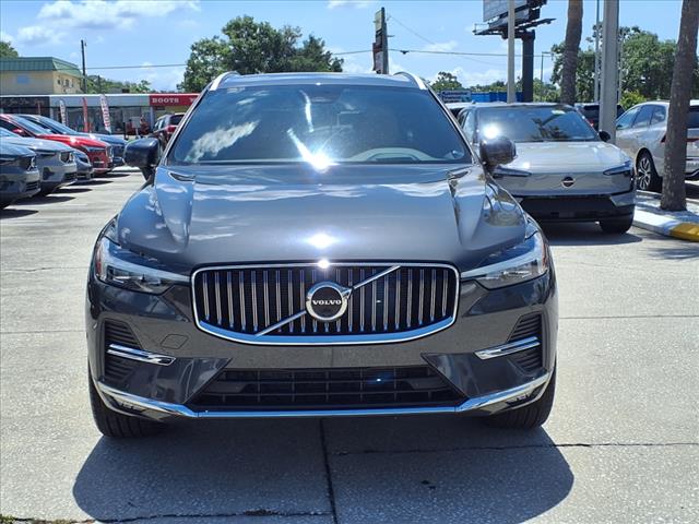 2023 Volvo XC60 B5 Ultimate Bright Theme