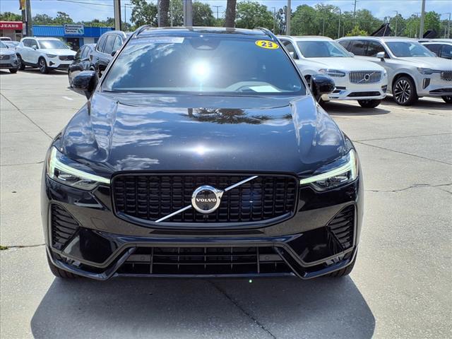 2023 Volvo XC60 B5 Ultimate Dark Theme