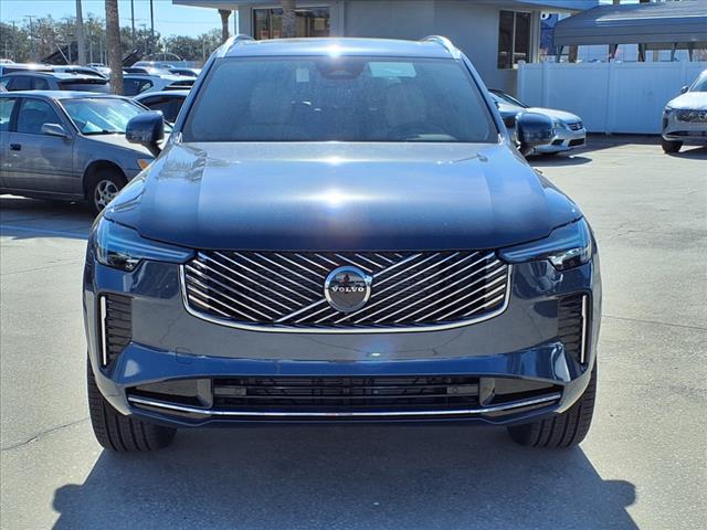 2025 Volvo XC90 B5 Core Bright Theme