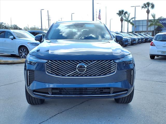 2025 Volvo XC90 B5 Plus Bright Theme 7P