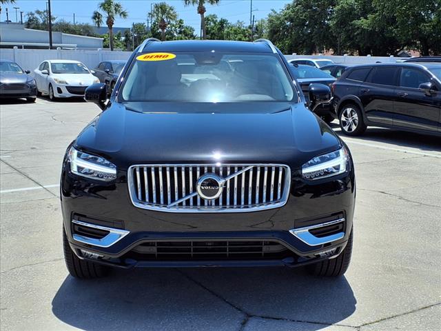 2025 Volvo XC90 B5 Core Bright Theme