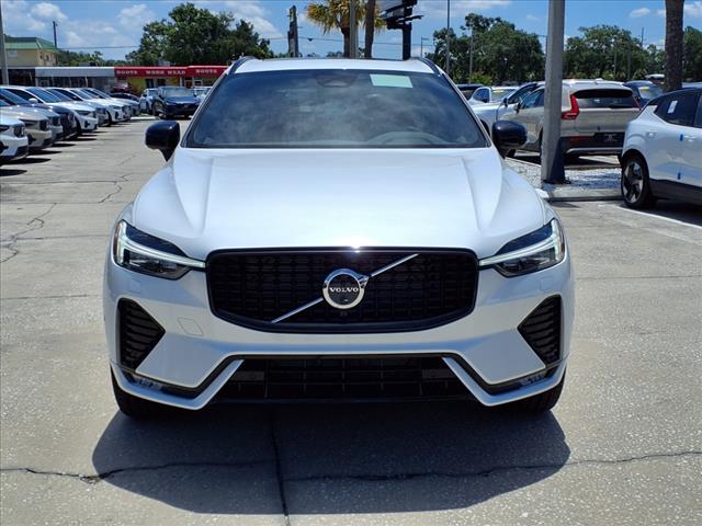 2025 Volvo XC60 B5 Plus Dark Theme