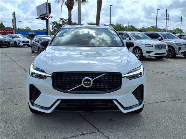 2025 Volvo XC60 B5 Plus Dark Theme