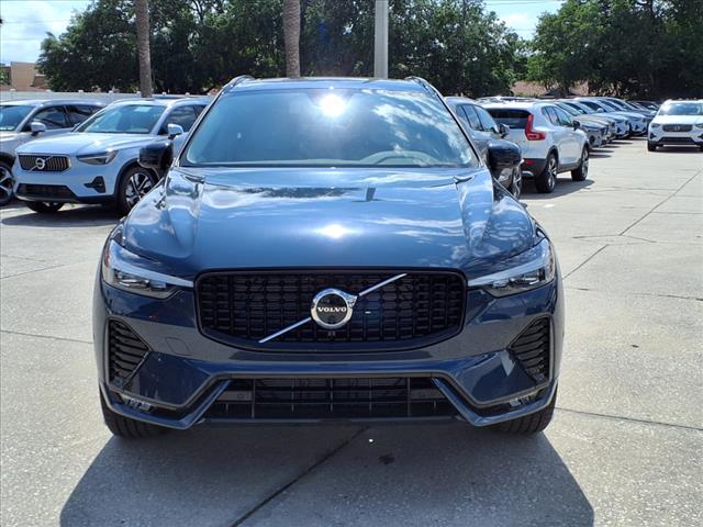 2025 Volvo XC60 B5 Plus Dark Theme