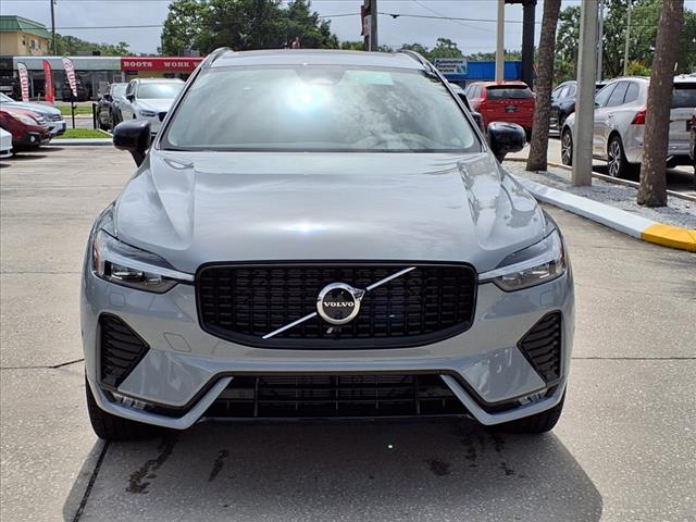 2025 Volvo XC60 B5 Plus Dark Theme