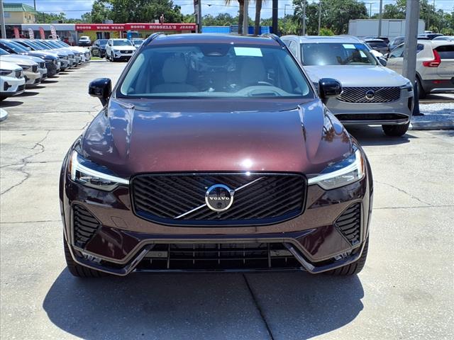 2026 Volvo XC60 B5 Ultra Dark Theme