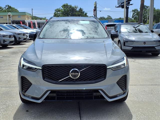 2026 Volvo XC60 B5 Ultra Dark Theme