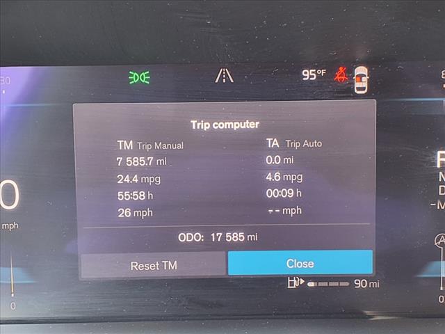 2023 Volvo XC60 B5 Plus Bright Theme