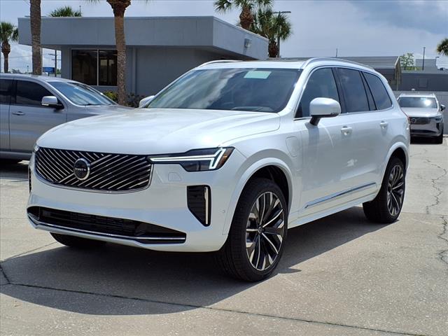 2025 Volvo XC90 T8 Ultra Bright Theme 7P