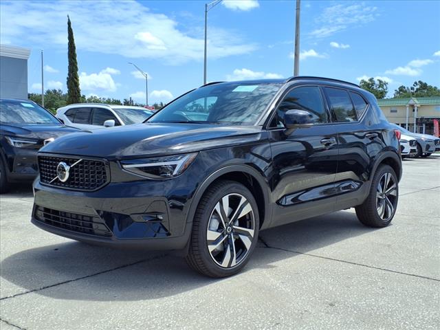 2026 Volvo XC40 ULTRA B5 AWD B5 Ultra Dark Theme