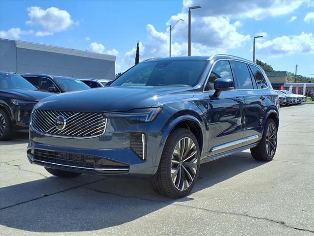 2025 Volvo XC90 B5 Core Bright Theme