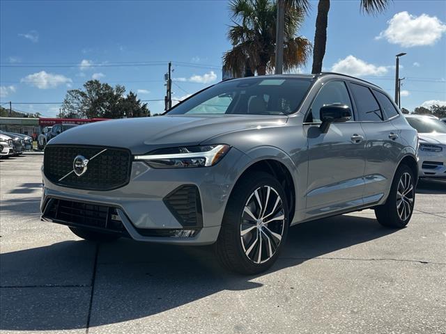 2025 Volvo XC60 B5 Plus Dark Theme