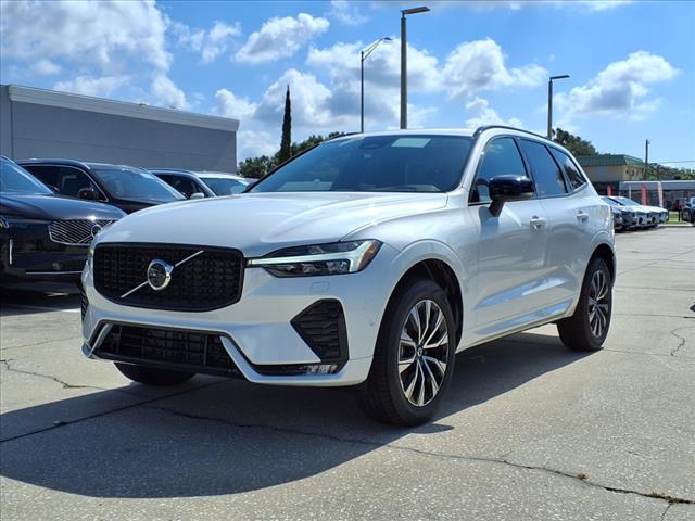 2025 Volvo XC60 B5 Plus Dark Theme