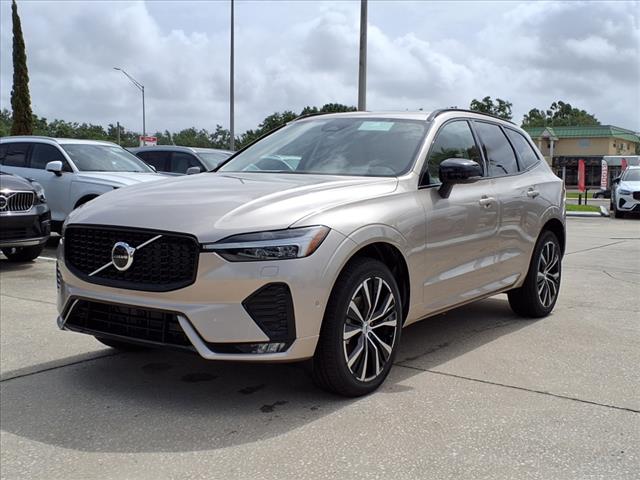 2025 Volvo XC60 B5 Plus Dark Theme