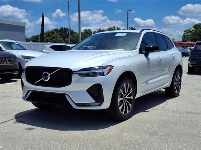 2025 Volvo XC60 B5 Plus Dark Theme