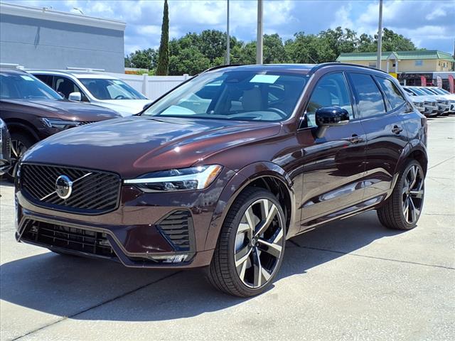 2026 Volvo XC60 B5 Ultra Dark Theme