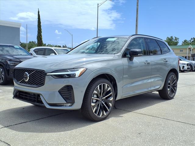 2026 Volvo XC60 B5 Ultra Dark Theme