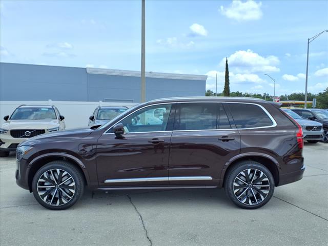 2025 Volvo XC90 T8 Core Bright Theme