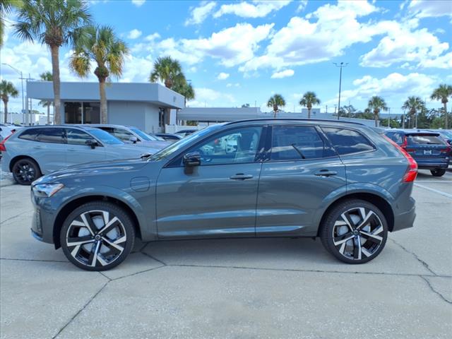 2026 Volvo XC60 T8 Ultra Dark Theme