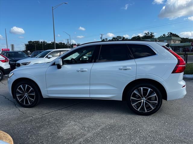 2022 Volvo XC60 B5 Momentum