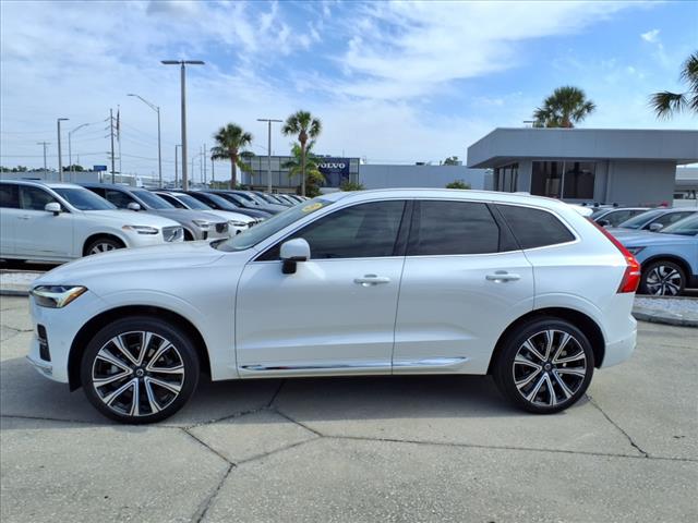 2023 Volvo XC60 B5 Ultimate Bright Theme