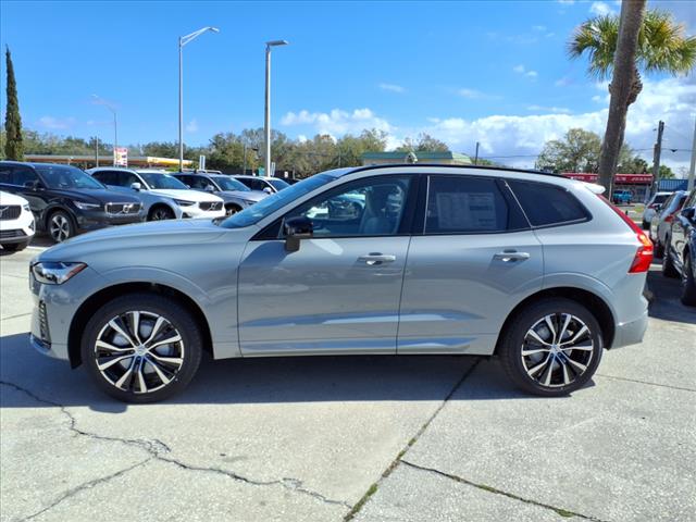 2025 Volvo XC60 B5 Plus Dark Theme