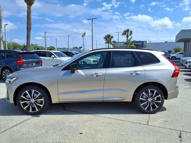 2025 Volvo XC60 B5 Plus Dark Theme