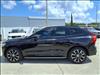 2023 Volvo XC60 B5 Ultimate Dark Theme