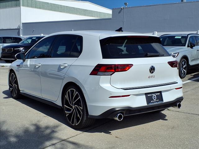 2024 Volkswagen Golf GTI Autobahn