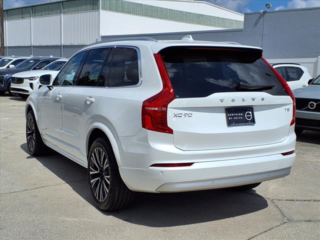 2022 Volvo XC90 T5 Momentum