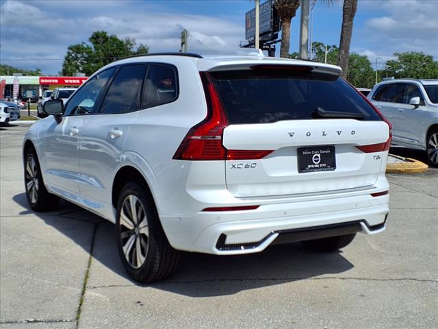 2025 Volvo XC60 T8 Plus Dark Theme