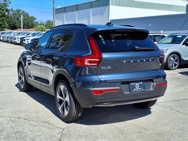 2026 Volvo XC40 B4 Plus Bright Theme