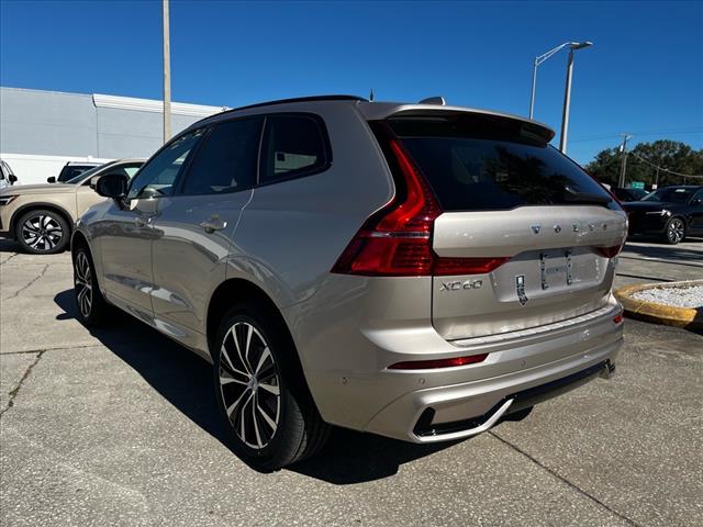 2025 Volvo XC60 B5 Plus Dark Theme