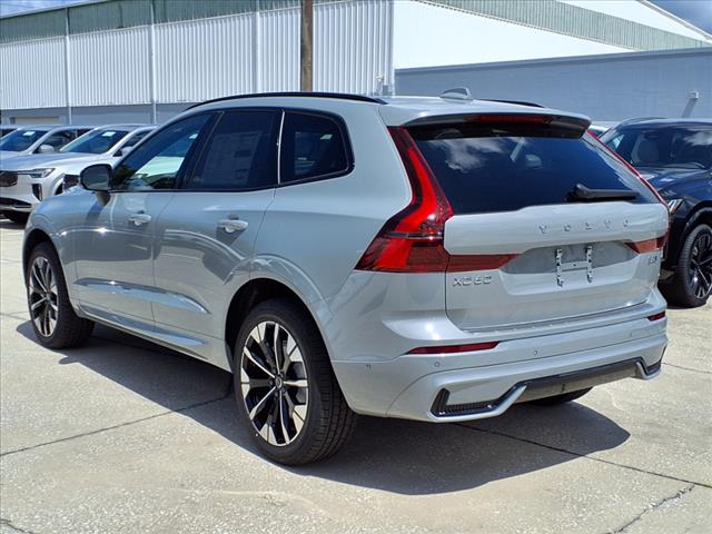2026 Volvo XC60 B5 Plus Dark Theme