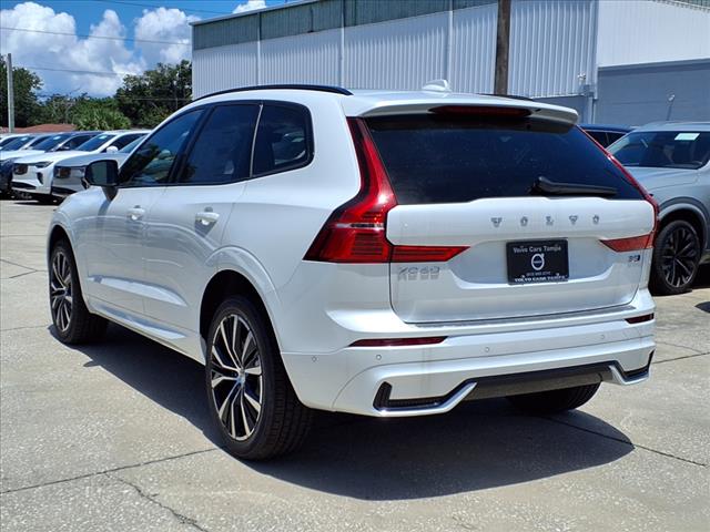 2025 Volvo XC60 B5 Plus Dark Theme