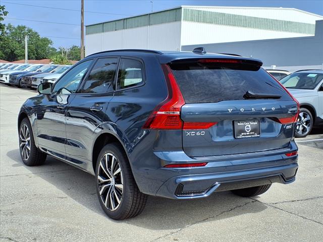 2025 Volvo XC60 B5 Plus Dark Theme