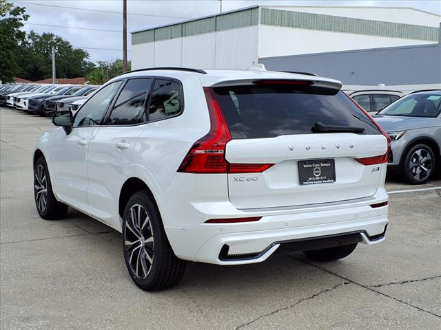 2025 Volvo XC60 B5 Plus Dark Theme