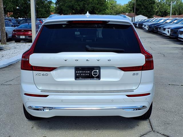 2023 Volvo XC60 B5 Ultimate Bright Theme