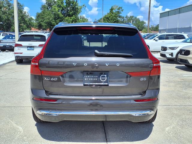2023 Volvo XC60 B5 Ultimate Bright Theme