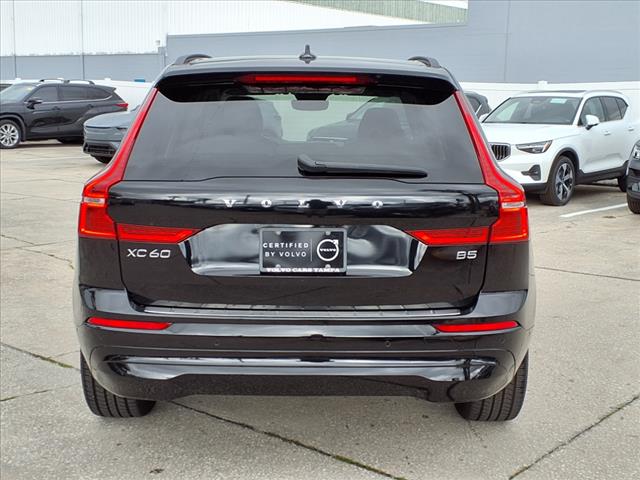 2022 Volvo XC60 B5 Momentum