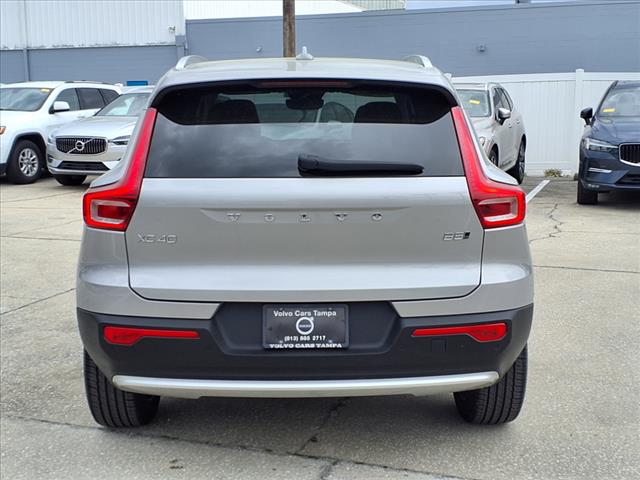 2025 Volvo XC40 B5 Plus Bright Theme