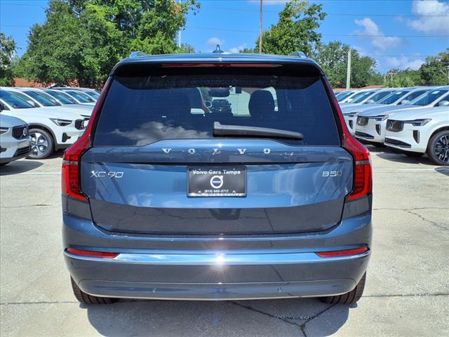 2025 Volvo XC90 B5 Core Bright Theme