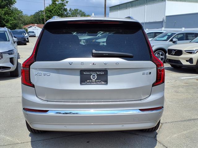 2025 Volvo XC90 B5 Core Bright Theme