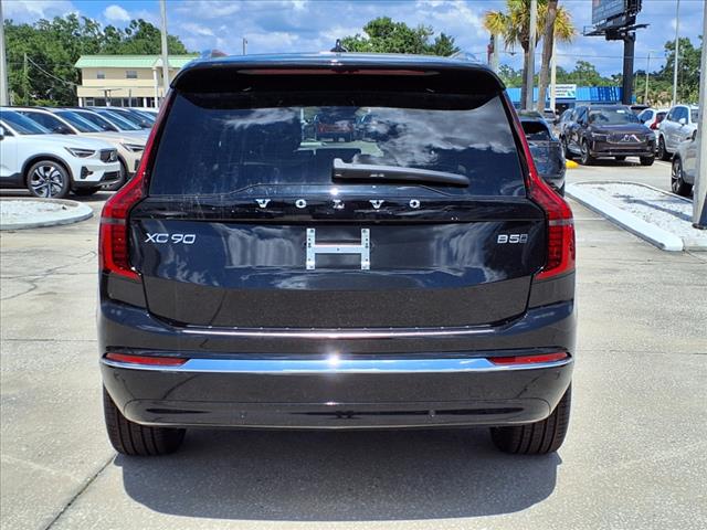 2026 Volvo XC90 B5 Core Bright Theme